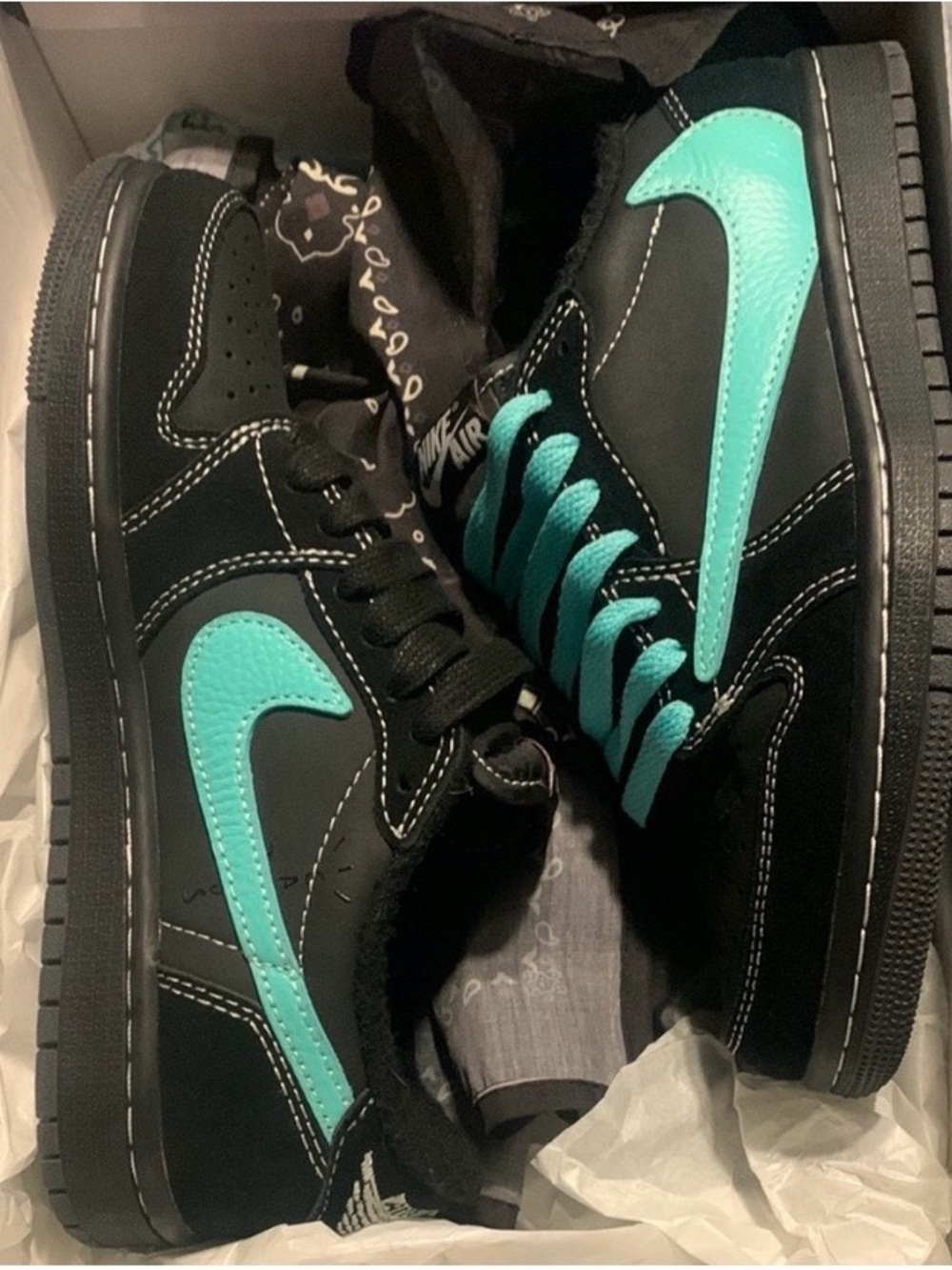Air Jordan Ones/Travis Scott Edition Size 5M/6.5W (NWOB)
